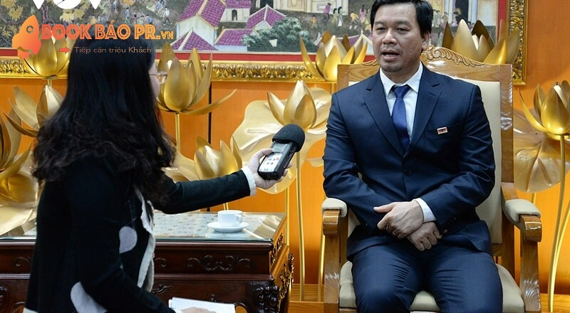 Phỏng vấn phát thanh ngắn VOV thời sự bàn luận về chủ đề